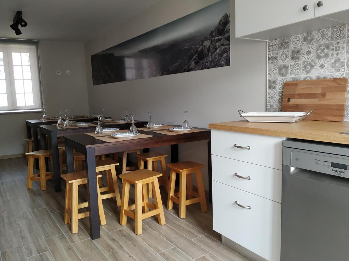 Auberge de jeunesse Entresocalcos à Loriga Extérieur photo